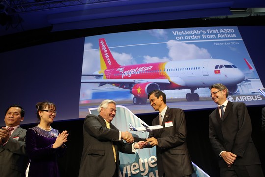 Máy bay A320 đầu tiên của VietJet cất cánh về Việt Nam