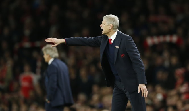 HLV Arsene Wenger đã có những thay đổi chiến thuật để giúp Arsenal hoàn thành tốt nửa chặng đường của mùa bóng. Ảnh: Reuters