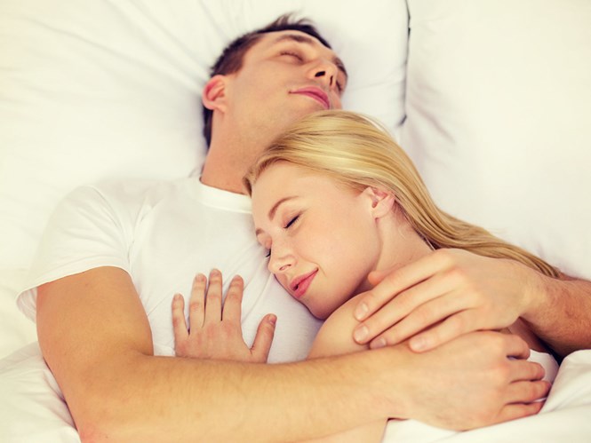 Ba loại hoóc môn prolactin, oxytocin, và melatonin phóng thích giúp nam giới buồn ngủ - Ảnh: Shutterstock