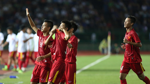 Chiến thắng ở vòng bảng là động lực để các cầu thủ trẻ Việt Nam tự tin vào trận - Ảnh: Đông Huyền