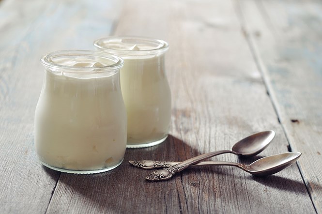 Sữa chua không tách béo giúp bạn tăng cân nhanh /// Ảnh: Shutterstock