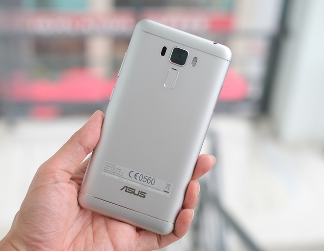 Zenfone 3 phiên bản vỏ kim loại giá 5,99 triệu đồng