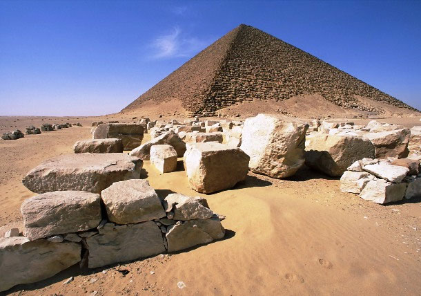  Kiến trúc sư xây kim tự tháp được biết đến đầu tiên là Imhotep