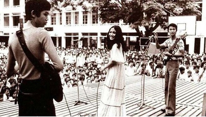 Duy Hùng, Thanh Lan, Duy Quang tại Đại hội nhạc trẻ Sài Gòn năm 1974  /// Ảnh: tư liệu