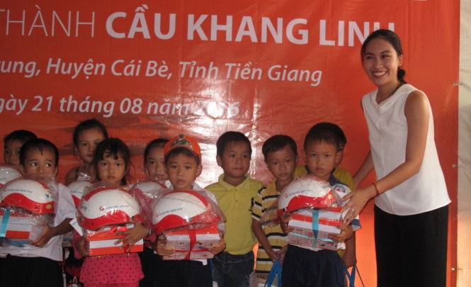 Học hỏi từ 10 bạn trẻ Việt "sốt xình xịch" năm 2016  