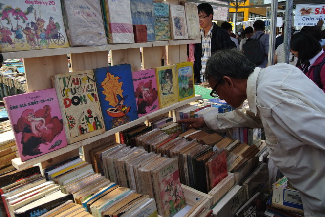 Sách cũ vô hội 3 ngày ở Sài Gòn 