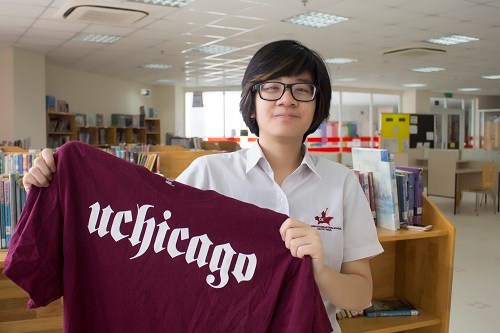 Phương Khanh nhận được học bổng toàn phần trị giá 270.000 USD của Đại học Chicago /// Ảnh: NVCC