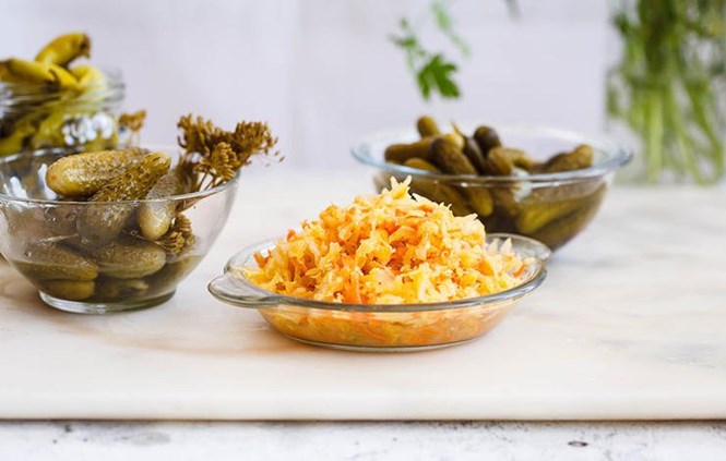 Thực phẩm giàu probiotic giúp hệ tiêu hóa khỏe mạnh  - Ảnh: Shutterstock