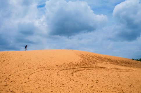 Khám phá sa mạc cát lớn nhất Việt Nam 2