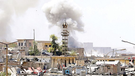 Giao tranh dữ dội giữa lực lượng của Chính phủ Iraq với IS tại Mosul 