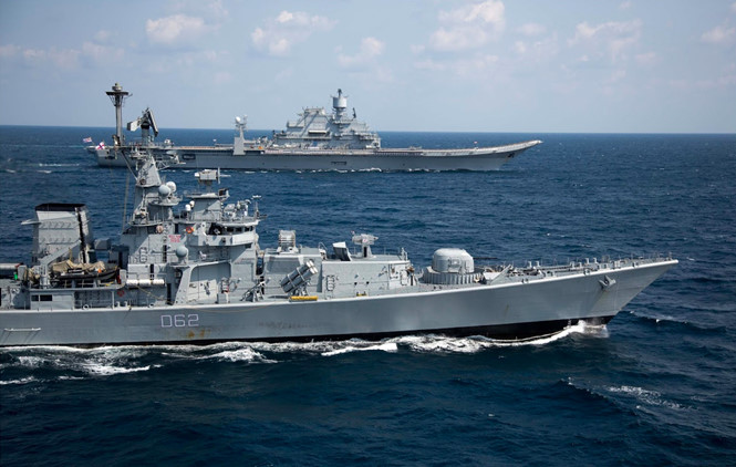 Tàu chiến Ấn Độ sẽ tuần tra 24/7 tại các vùng biển chiến lược ở trong khu vực. /// Hải quân Ấn Độ