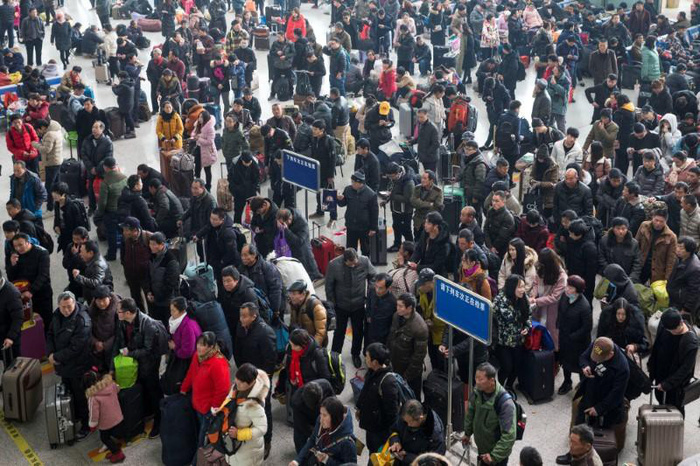 Hàng triệu người Trung Quốc sẽ bị cấm mua vé máy bay, xe lửa - Ảnh 1.
