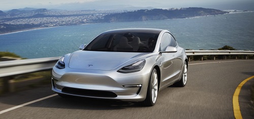 Tesla Model 3 sẽ thêm phiên bản hiệu năng cao thời gian tới. Ảnh: Electrek.