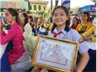 Nữ sinh lớp 8 làm “đại sứ” văn hóa đọc