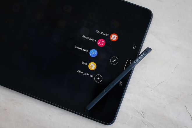 Tablet màn hình lớn tích hợp bút S Pen của Samsung