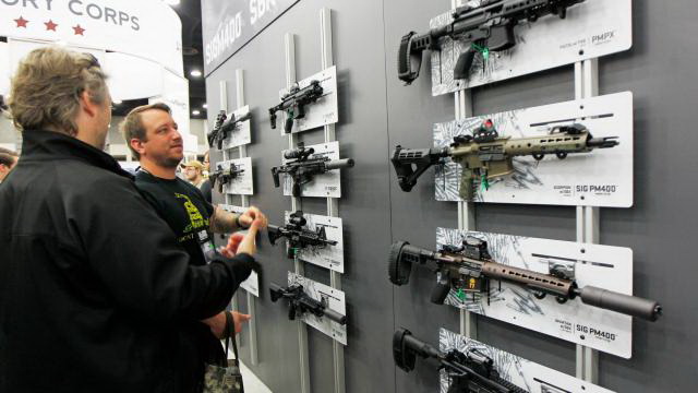 Ở Nevada mua súng dễ hơn mua rau - Ảnh 3.
