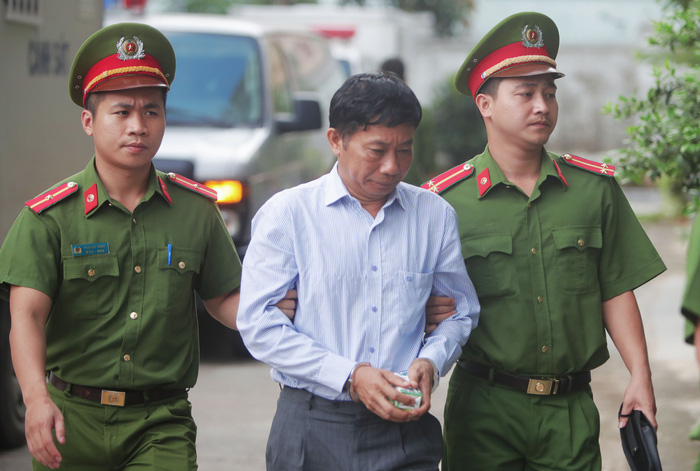 Xử phúc thẩm ông Đinh La Thăng trong vụ PVN mất 800 tỉ - Ảnh 4.