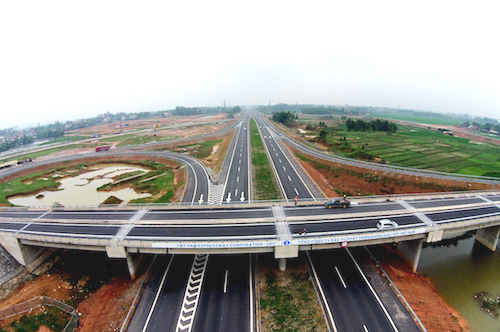Bộ Giao thông đang đẩy nhanh tiến độ các dự án cao tốc Bắc Nam. Ảnh minh họa: Giang Huy