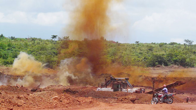 Một khu khai thác bauxite ở Guinea /// Chụp màn hình DW