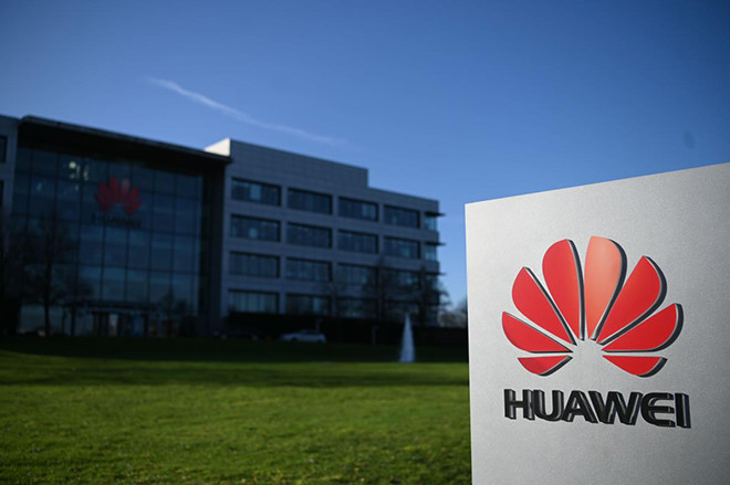 Huawei vẫn còn gặp hạn tại Mỹ thêm một năm nữa  /// Ảnh: AFP
