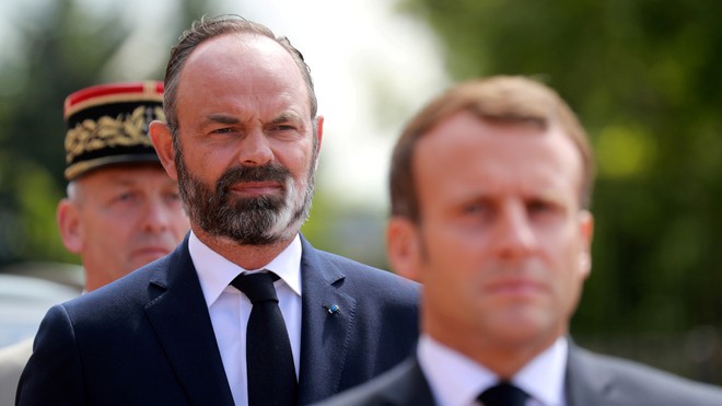 Thủ tướng Pháp đột ngột từ chức - ảnh 1