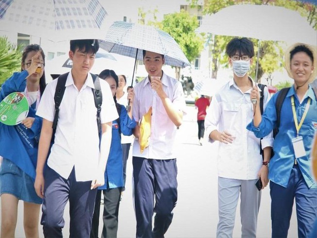 Hà Nội công bố điểm thi tuyển sinh lớp 10 trước dự kiến 1 ngày