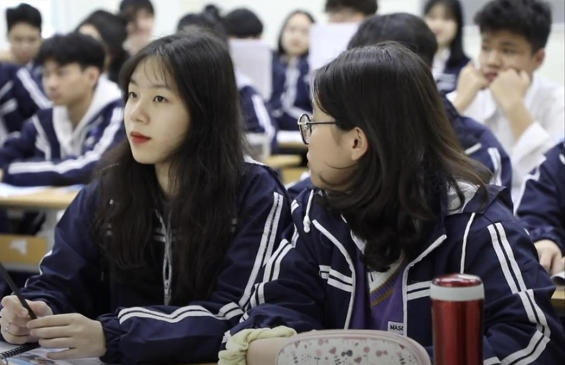 Học sinh lớp chuyên tiếng Hàn, Trường THPT chuyên Ngoại ngữ, ĐH Quốc gia Hà Nội trong một giờ học Ảnh: Diệp An 