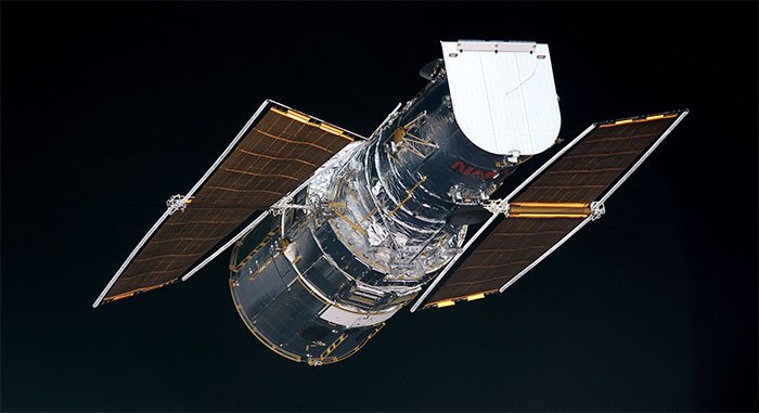 Kính viễn vọng Hubble hoạt động bình thường trở lại sau thời gian dài trục trặc. 