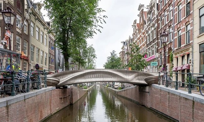  Cầu thép in 3D bắc qua kênh đào ở Hà Lan. 