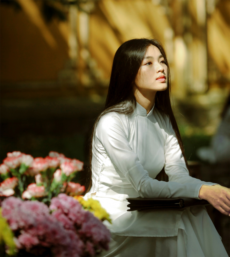 Nữ sinh Lan Thy đảm vai Bích Diễm trong Em và Trịnh