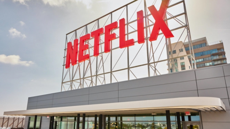 Netflix sa thải gần 500 nhân viên trong thời khủng hoảng - ảnh 1