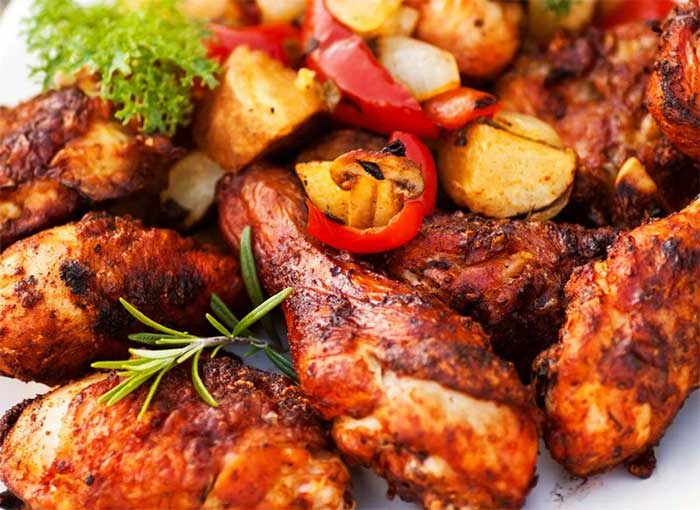Chế độ ăn kiêng toàn thịt gà có cả mặt lợi và hại.