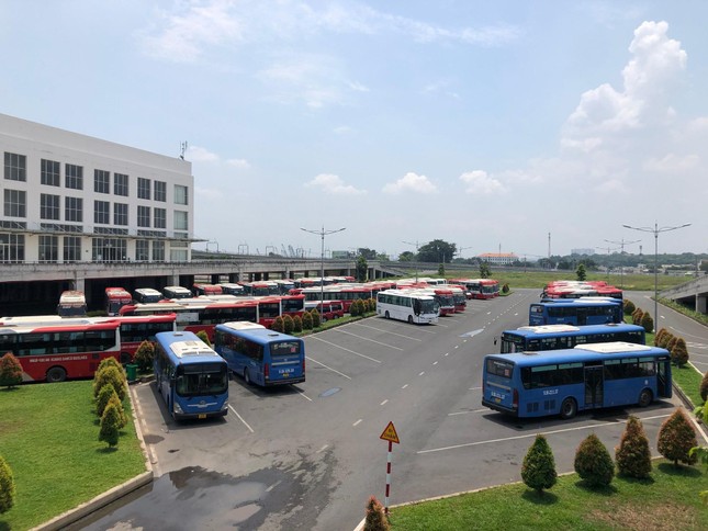 TPHCM dời 79 tuyến xe khách liên tỉnh về bến xe Miền Đông mới ảnh 1