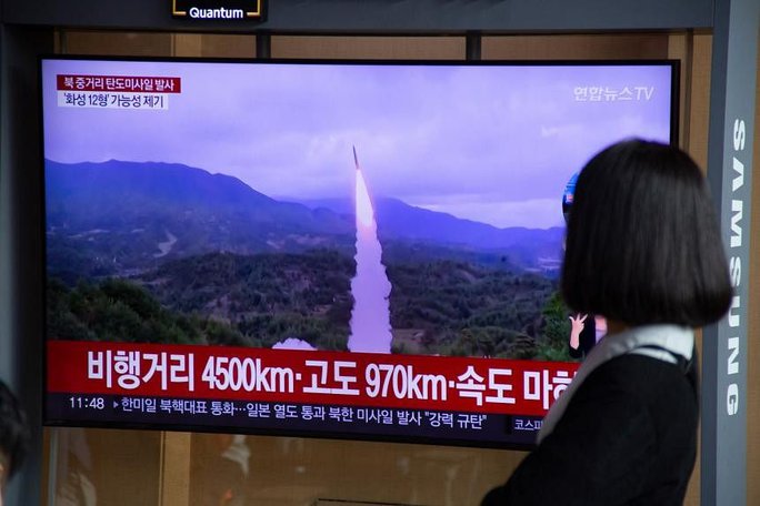 Mỹ-Hàn đã phóng tên lửa gì để dằn mặt Triều Tiên? - Ảnh 1.