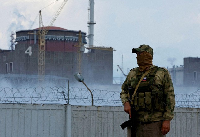 Tổng thống Putin ký lệnh chuyển nhà máy hạt nhân lớn nhất châu Âu sang Nga kiểm soát ảnh 1