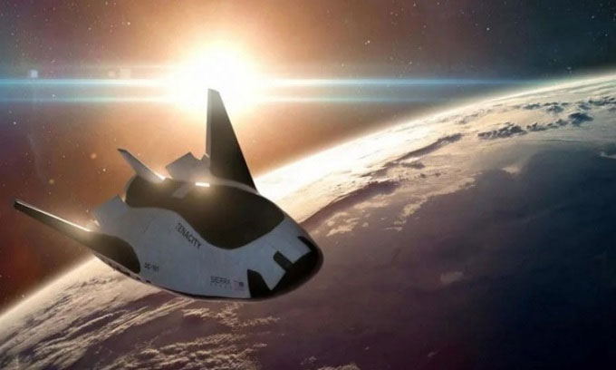 Máy bay vũ trụ Dream Chaser có hình dáng giống tàu con thoi.