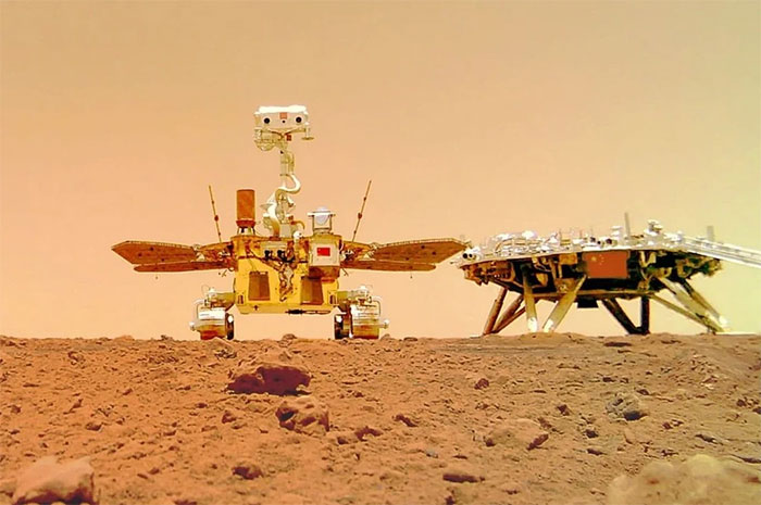 Zhurong - rover thám hiểm sao Hỏa đầu tiên của Trung Quốc.